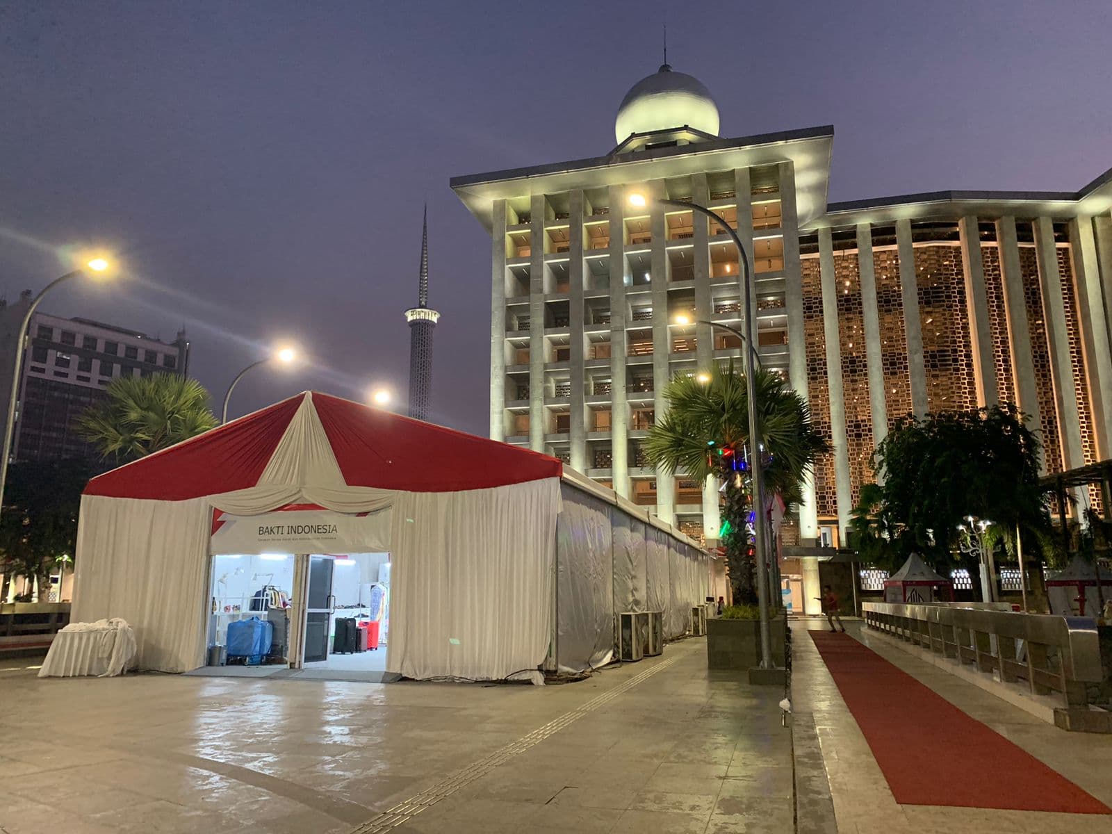 Bakti Indonesia - Masjid Istiqlal